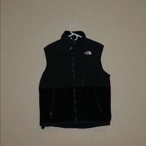 Black North Face Vest (M)